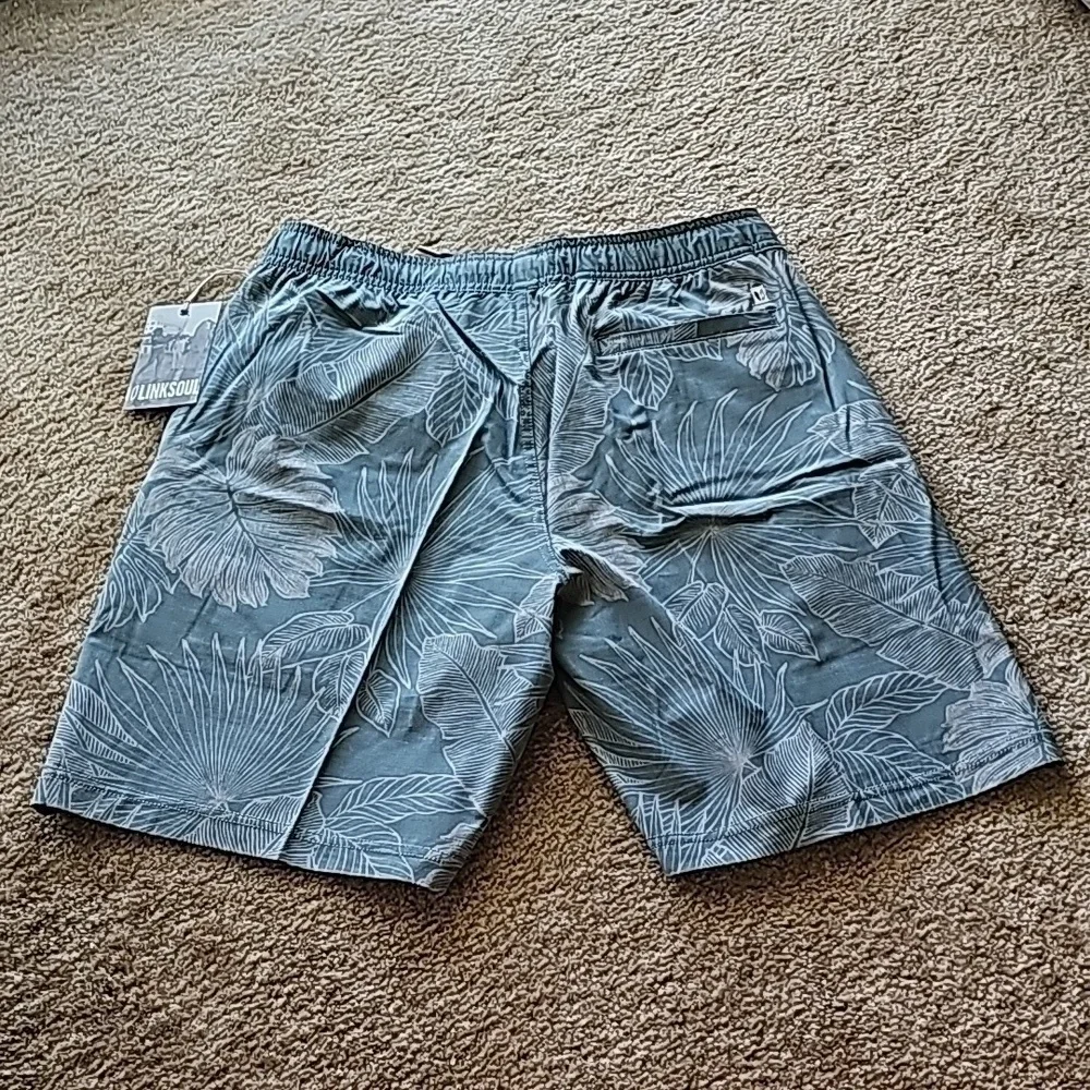 Linksoul Saturday Short Large Storm NWT
